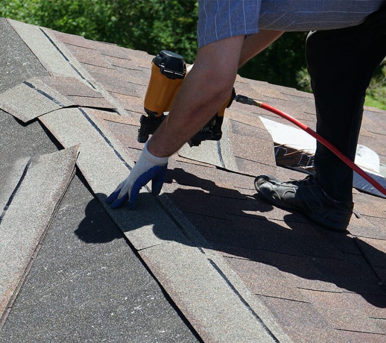 Free Roof Inspection | 309-633-9250 | Ekhoff Builders - Peoria, IL